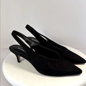 90’s Y2K Gianni Bini Black Leather Sling back Kitten Heels Sz 8.5